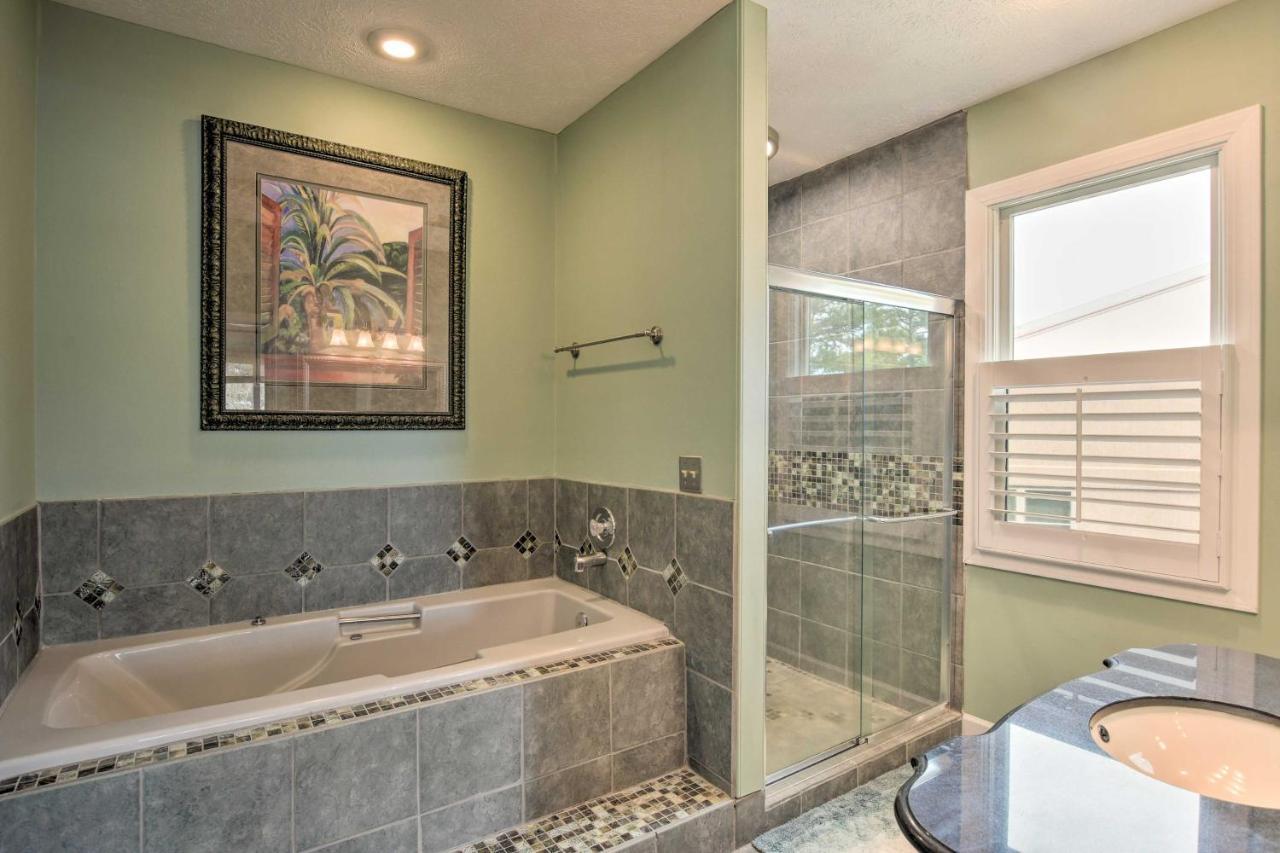 Lake Keowee Resort Condo With Balcony And Pool Access! Salem Kültér fotó
