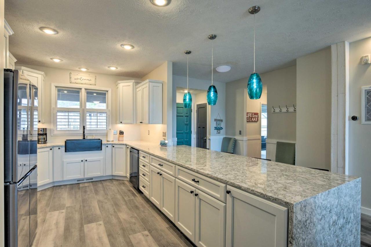 Lake Keowee Resort Condo With Balcony And Pool Access! Salem Kültér fotó